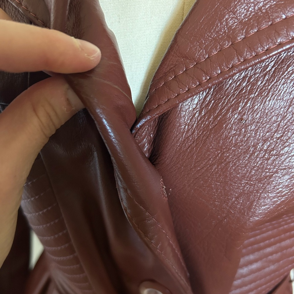 Vintage Genuine Leather Trench Coat — Brown (Fits Like Size 6) - Picture 4 of 8